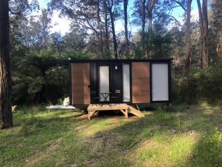 Quantum Field Guest house, Victoria - 1