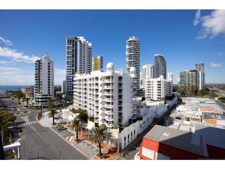 Qube Broadbeach Aparthotel, Gold Coast - imaginea 12
