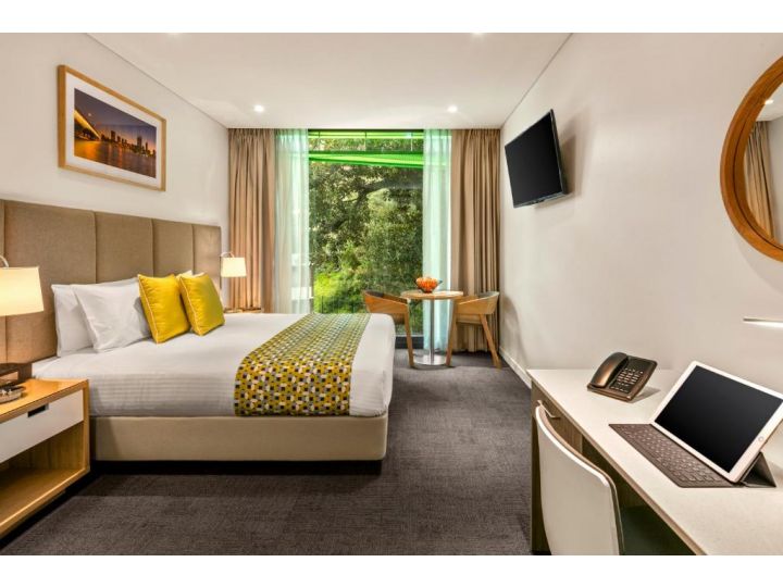 Quest Mounts Bay Road Aparthotel, Perth - imaginea 5