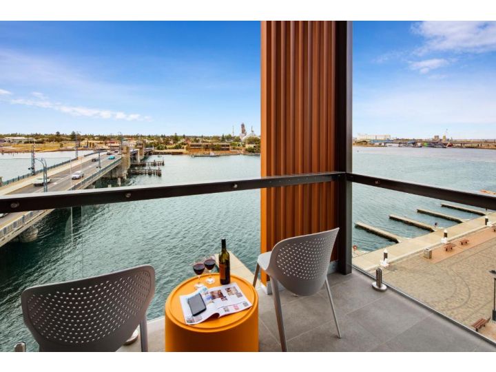 Quest Port Adelaide Aparthotel, Adelaide - imaginea 1