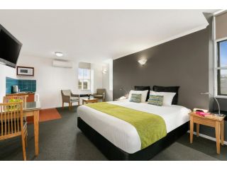 Quest Waterfront Aparthotel, Hobart - 2