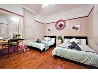 Quiet Quadruple Private Room In Strathfield 3min to Train Station sleeps 4b - ROOM ONLY Guest house, Sydney - 4