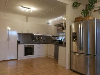Quirky Currie holiday home Guest house, King Island - 5