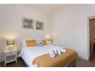 Quokka at White Gum Lodge Apartment, Fremantle - 2