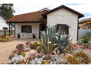 Railway Cottage - Peterborough - SA Guest house, South Australia - 2