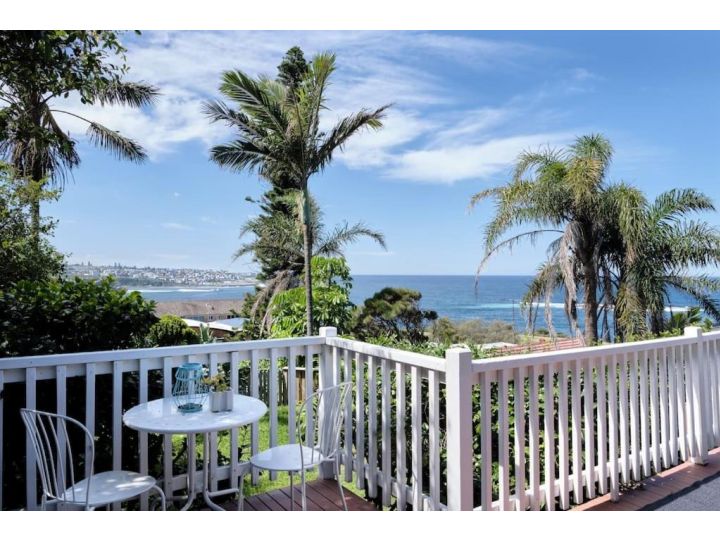 RAIN312S - Coogee Serenity - Hear the waves from the balcony Guest house, Sydney - imaginea 16