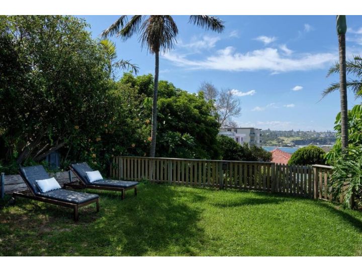 RAIN312S - Coogee Serenity - Hear the waves from the balcony Guest house, Sydney - imaginea 8