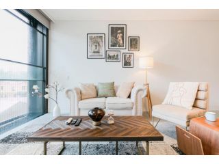 RARE FIND-Luxury Entire 3 Beds Terrece at Casino Apartment, Sydney - 1