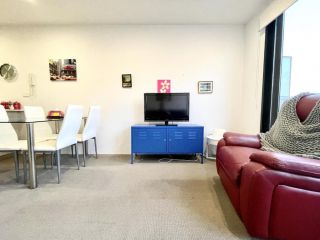 Readyset Apartment at Charman Apartment, Victoria - 1