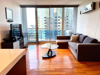Readyset Apartments at Verve Apartment, Melbourne - 3