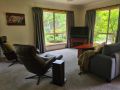 REDGUM RETREAT BRIGHT - Luxury Spa Villa Apartment, Australia - thumb 1