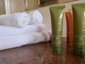 REDGUM RETREAT BRIGHT - Luxury Spa Villa Apartment, Australia - thumb 7