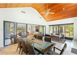 Redgum Treehouse - Outstanding luxury in the heart of wine country and minutes from the beaches Guest house, Quindalup - 4