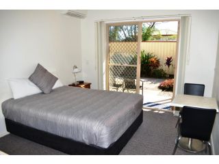 Redland Bay Motel Hotel, Queensland - 2