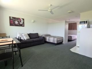 Reef Adventureland Motor Inn Hotel, Queensland - 4