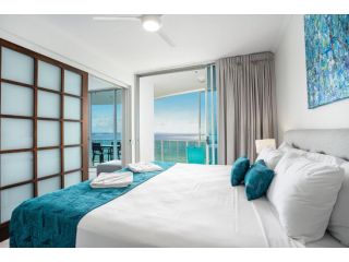 Reflection on the Sea Hotel, Gold Coast - 4