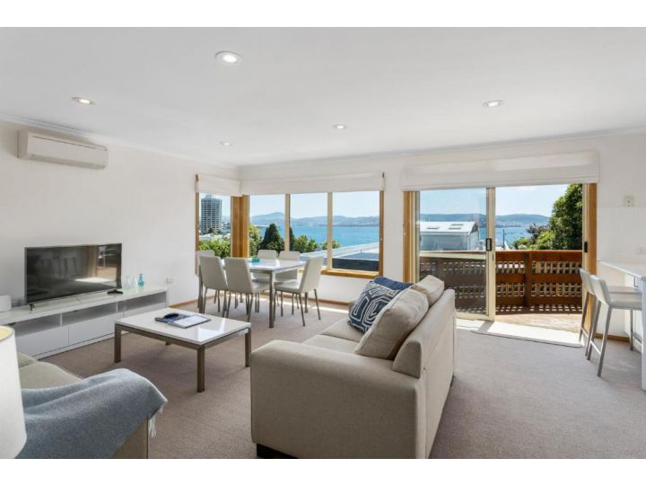 Reflections on the Bay Villa, Hobart - imaginea 6