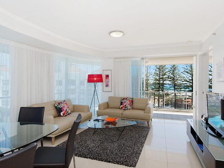 Reflections tower 2 Unit 401 - Beachfront, views and in a great location Apartment, Gold Coast - imaginea 1