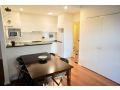Refurbished 2 bedroom apt with secured parking! Apartment, Sydney - thumb 14