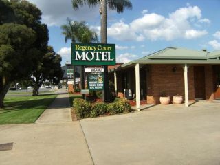Regency Court Motel Hotel, Victoria - 2