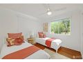 RELAX @48 CLOSE TO BEACH sleeps 7 Guest house, Yeppoon - thumb 13