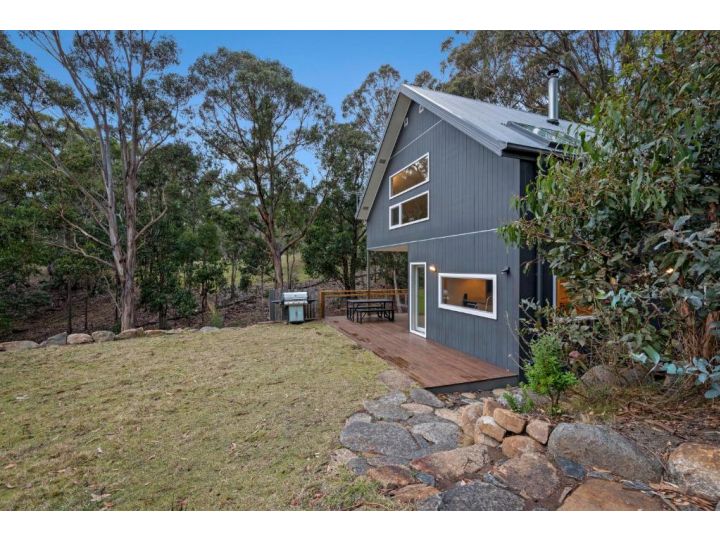 Relax at Ridgeway - Native Bushland Views Guest house, Hobart - imaginea 9