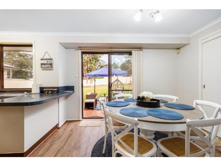 RELAXED HOLIDAY HOME AND 7 MIN DRIVE TO HYAMS BEACH Guest house, New South Wales - imaginea 7
