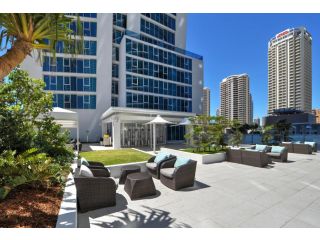 H'Residences â€“ 2 Bedroom Hinterland View â€” Q Stay Apartment, Gold Coast - 2