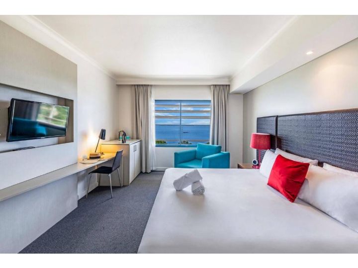 Resort Style King Pad with Sparkling Sea Views Apartment, Darwin - imaginea 4