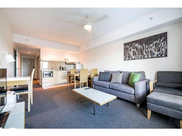 Resort Style Suite Moments to Waterfront Precinct Apartment, Darwin - imaginea 8