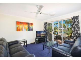 Resort Style - The Oasis Resort Villa 7, 2 Landsborough Pde Apartment, Caloundra - 3