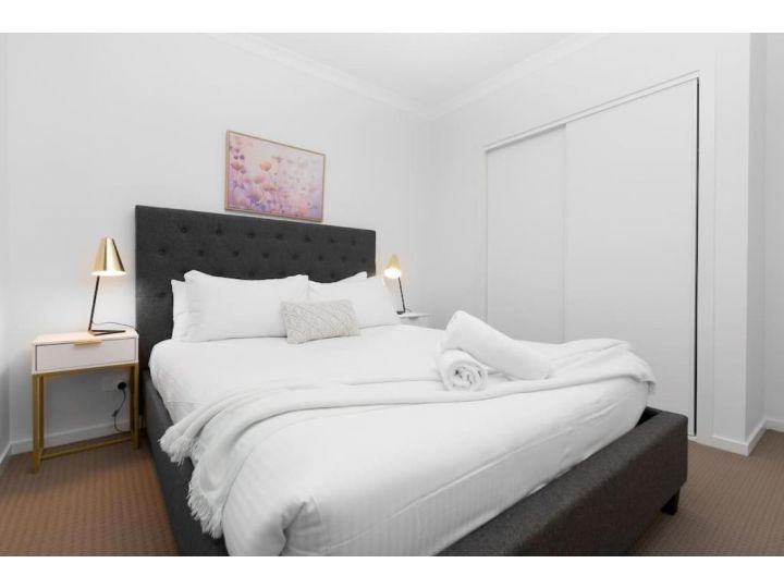 ResortStyle 4BR House with parking Guest house, Werribee - imaginea 17
