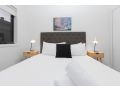 ResortStyle 4BR House with parking Guest house, Werribee - thumb 20