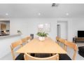 ResortStyle 4BR House with parking Guest house, Werribee - thumb 8