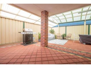 Retreat on Dolphin Guest house, Broadwater - 4