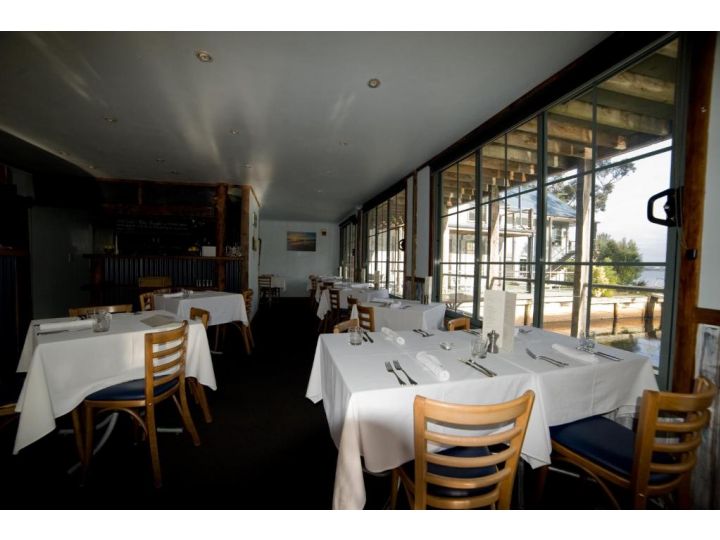 Risby Cove Hotel, Strahan - imaginea 13