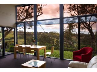 River Vineyard Retreat Apartment, Tasmania - 2