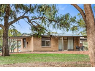 Riversands Rest Accommodation Paringa - Coobah Cottage Guest house, Renmark - 5