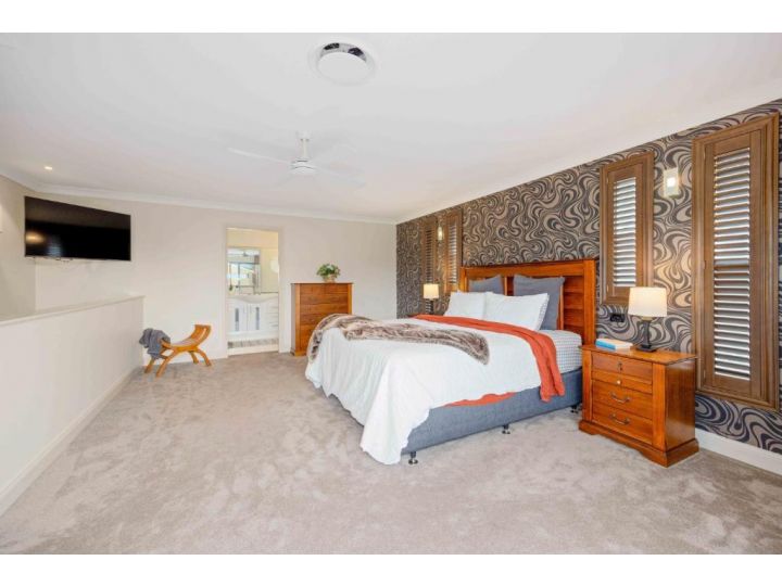 Riverside Breeze - luxury family retreat with pool Guest house, Port Macquarie - imaginea 16