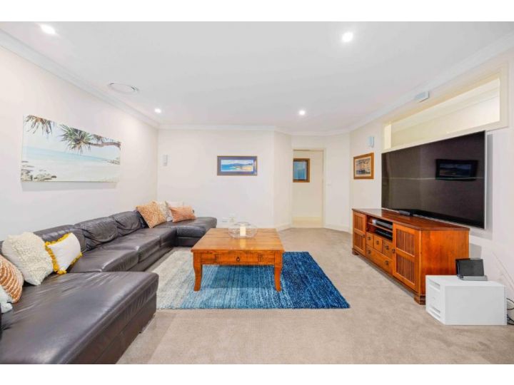 Riverside Breeze - luxury family retreat with pool Guest house, Port Macquarie - imaginea 13