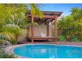 Riverside Breeze - luxury family retreat with pool Guest house, Port Macquarie - thumb 1