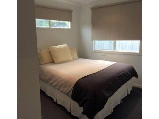 Riverside holidays by readyset Guest house, Venus Bay - 5