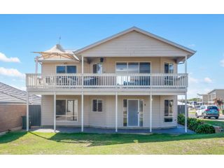 Rocks Beach House Victor Harbor Guest house, South Australia - 2