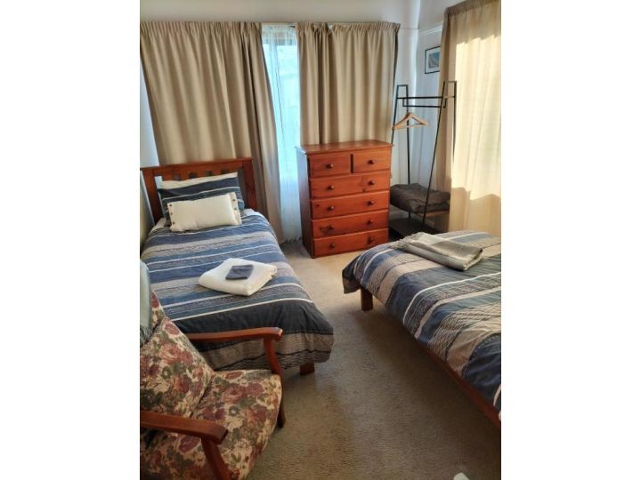 Room @ 88 Guest house, Devonport - imaginea 13