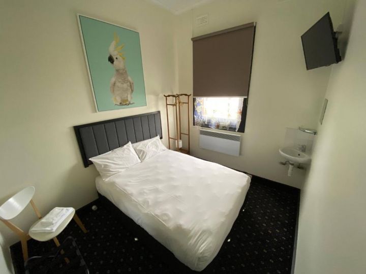 Rooms at Carboni&#x27;s Hotel, Ballarat - imaginea 17