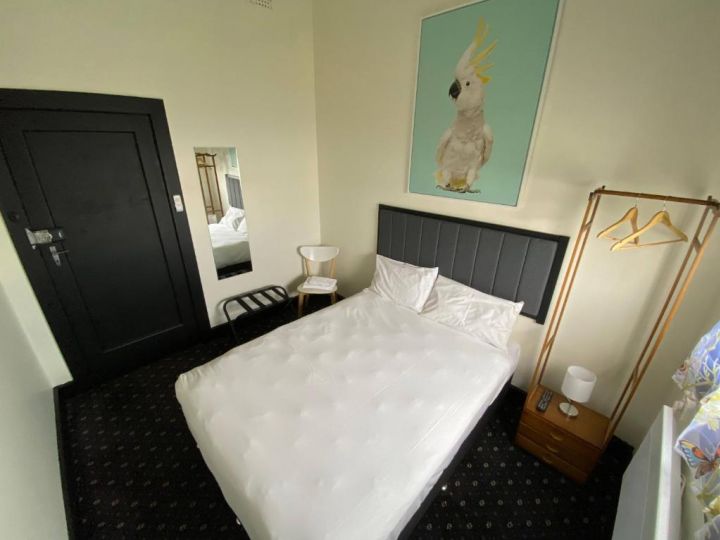 Rooms at Carboni&#x27;s Hotel, Ballarat - imaginea 18