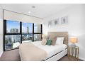 Roomy Apartment with Balcony, Parking, Ocean Views Apartment, Gold Coast - thumb 9