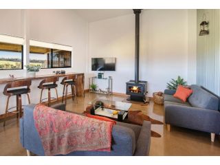 Rosa Glen Retreat - New, Couples farmstay, Margaret River Apartment, Western Australia - 4