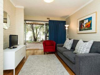 Rosalie 13 Apartment, Perth - 3