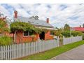 Rose Cottage - Historic Luxury Guest house, Albury - thumb 4